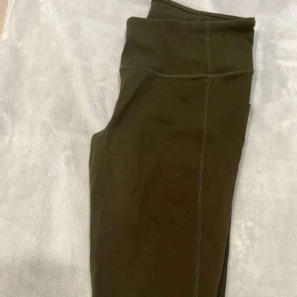 Lululemon Pace Rival Mid-Rise Crop 22” - Picture 1 of 5